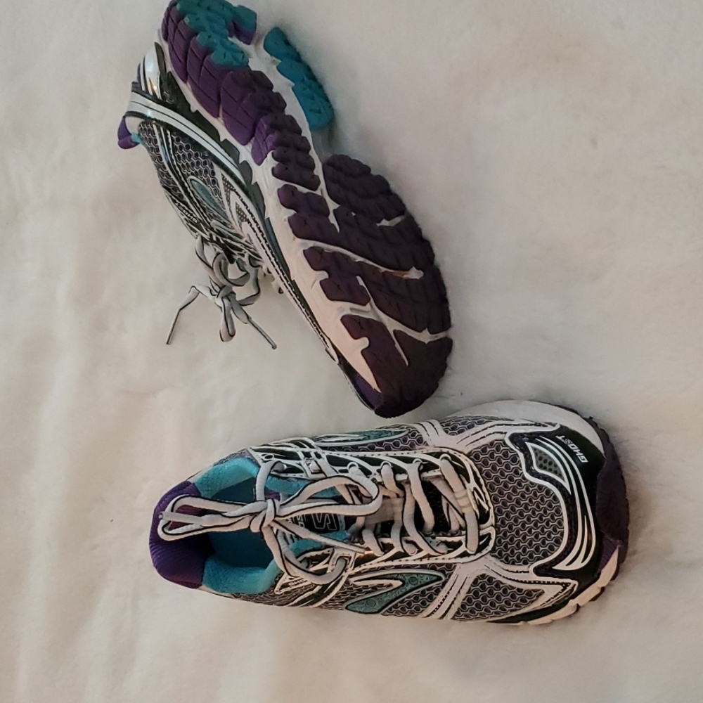 EUC Brooks GHOST running shoes Sz 6 Euro 6.5 - Picture 3 of 9